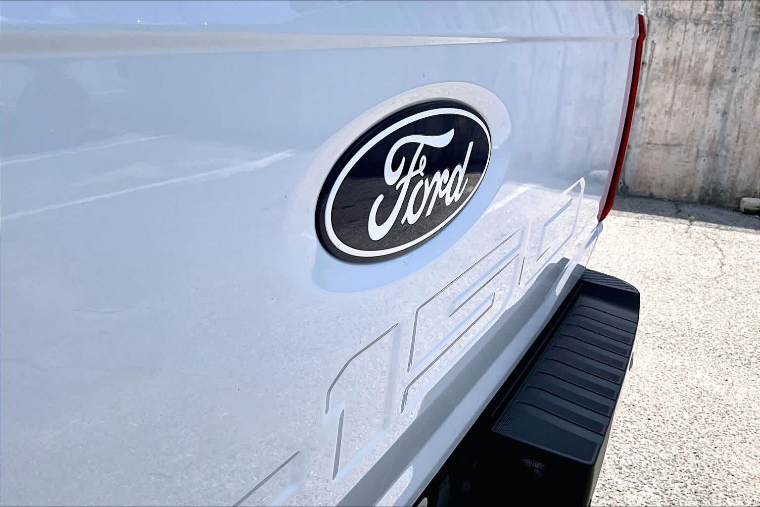 Certified 2025 Ford F150 Lariat w/ Equipment Group 501A Mid AWD/4WD image 35