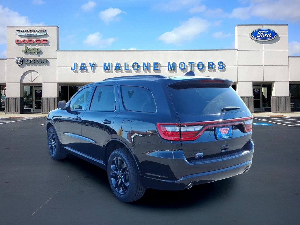 Used 2023 Dodge Durango GT w/ Blacktop Package AWD/4WD image 7