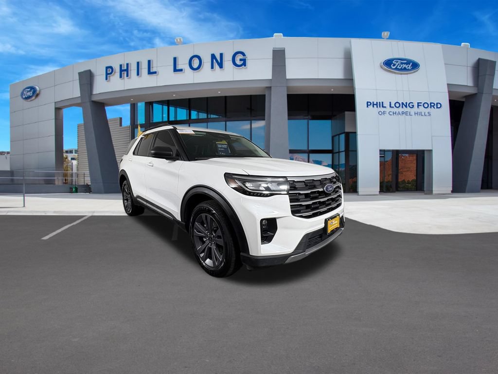 Certified 2025 Ford Explorer Active w/ Active Comfort Package AWD/4WD image 7