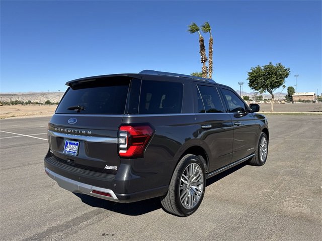 Certified 2023 Ford Expedition Platinum image 3