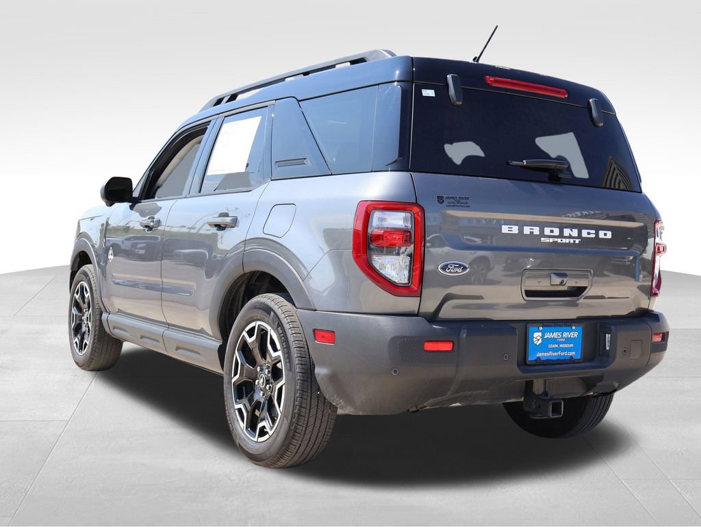 Certified 2025 Ford Bronco Sport Outer Banks w/ Outer Banks Tech Package+ AWD/4WD image 4