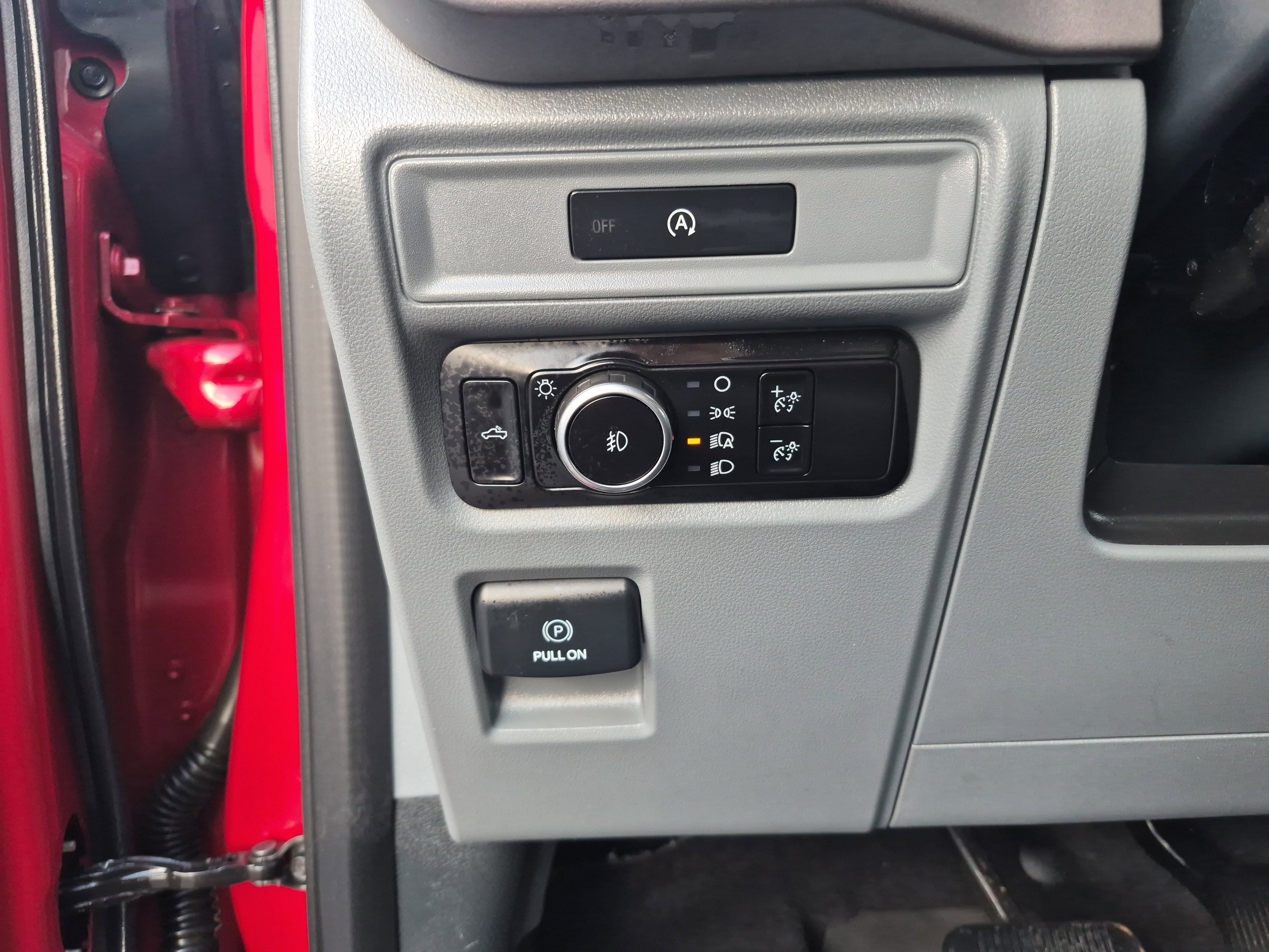 Certified 2025 Ford F150 XLT w/ Equipment Group 301A Standard image 23