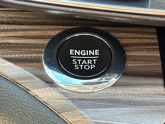 Certified 2023 Ford Explorer Limited AWD/4WD image 40