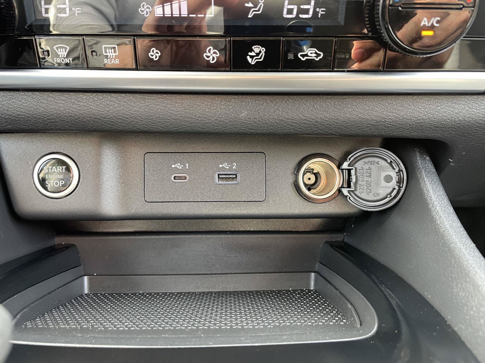 Used 2023 Nissan Rogue SV AWD/4WD image 27