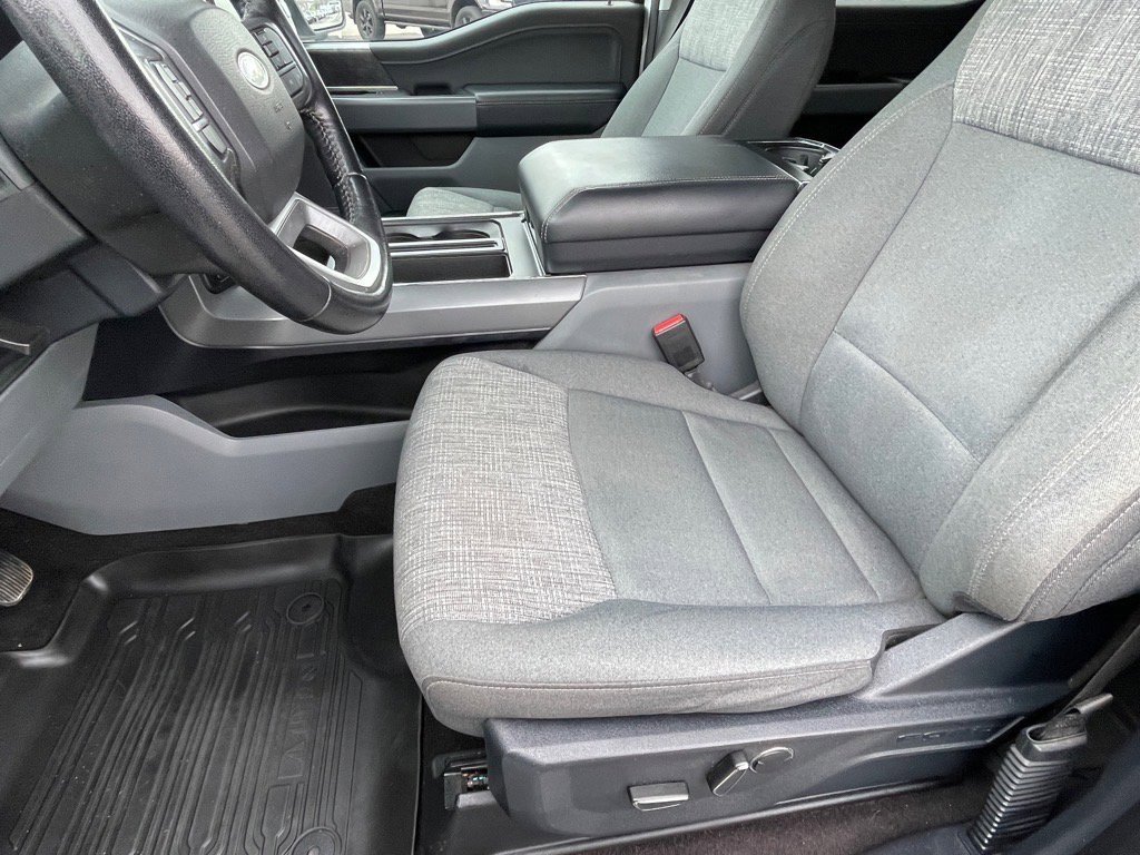 Certified 2021 Ford F150 XLT w/ Equipment Group 302A High image 15