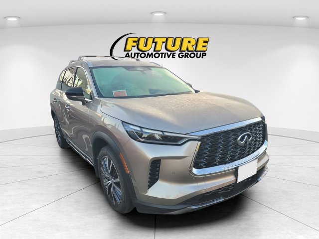 Used 2023 INFINITI QX60 Sensory w/ Vision Package AWD/4WD image 1