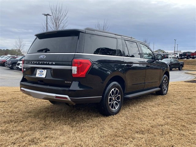 Certified 2024 Ford Expedition Max XLT image 3
