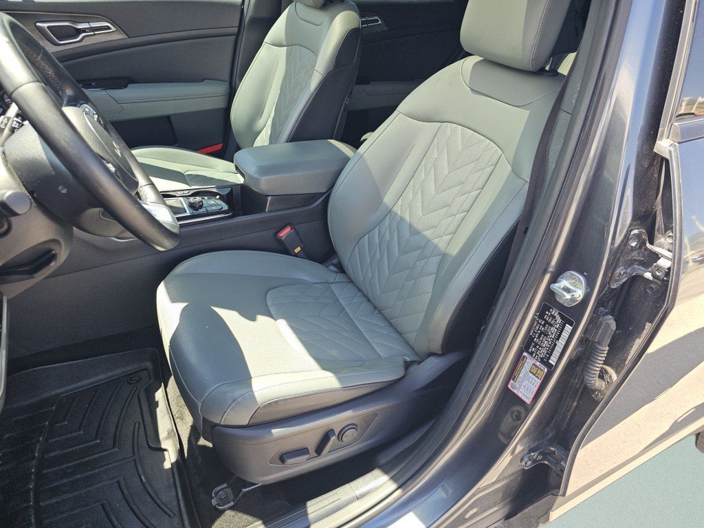 Used 2023 Kia Sportage X-Line w/ X-Line Premium Package AWD/4WD image 6
