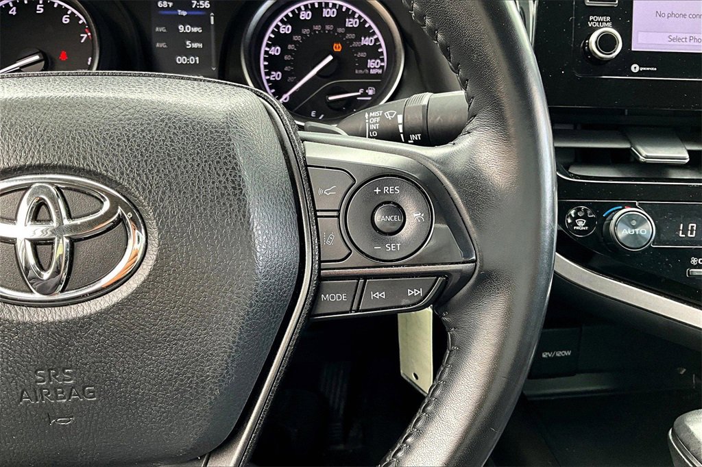 Used 2024 Toyota Camry SE image 18