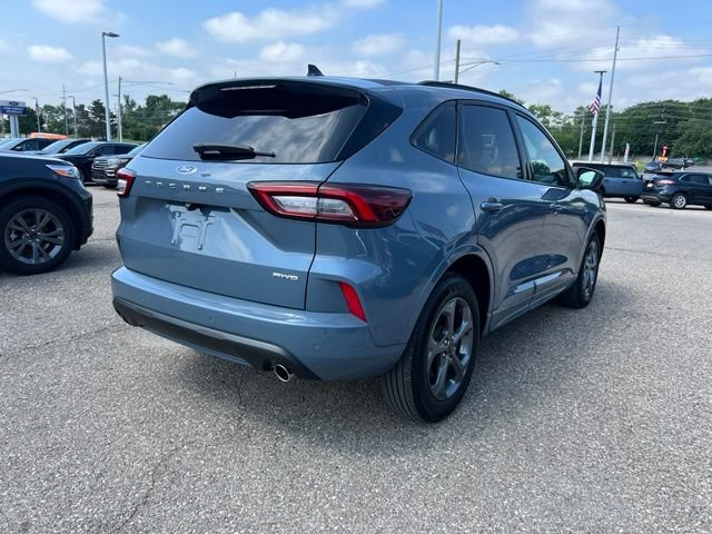 Certified 2024 Ford Escape ST-Line Select w/ Tech Pack #1 AWD/4WD image 4