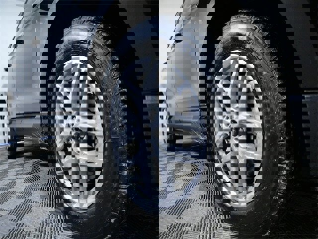 Certified 2024 Ford Edge SEL w/ Convenience Package image 7