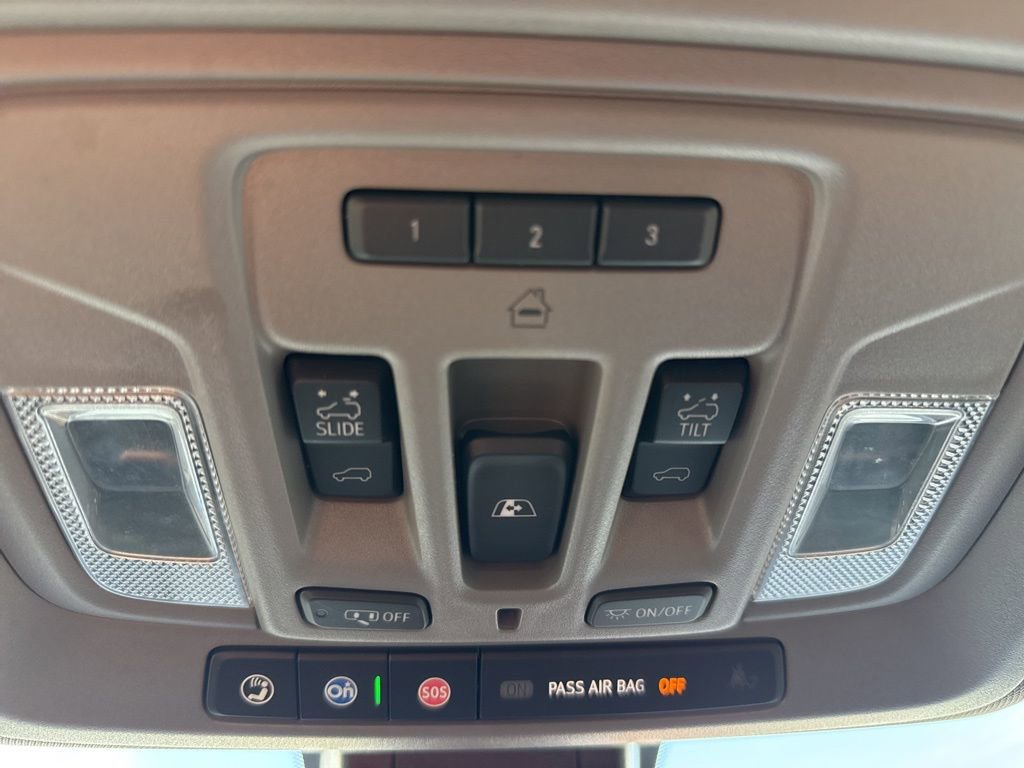 Used 2020 GMC Sierra 3500 Denali w/ Denali Ultimate Package AWD/4WD image 33