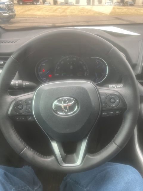 Used 2021 Toyota RAV4 XSE w/ XSE Grade Weather Package image 6