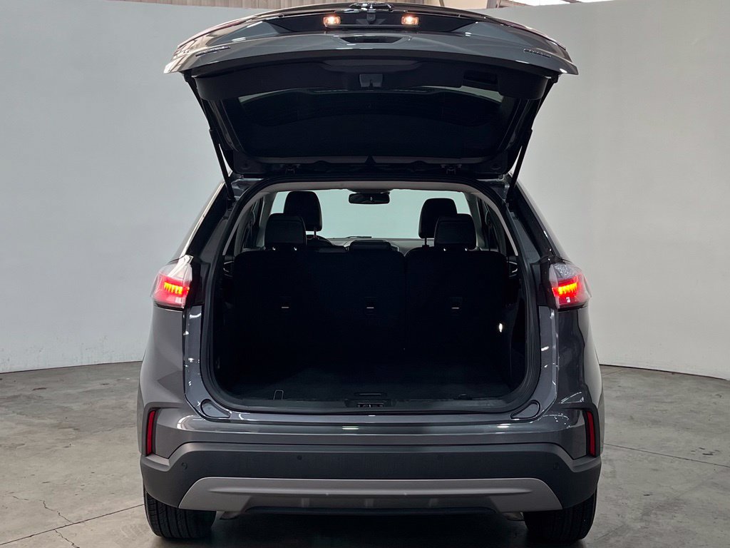 Certified 2024 Ford Edge SEL AWD/4WD image 12