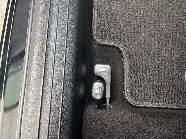 Used 2024 Kia Forte LXS w/ LXS Technology Package image 16