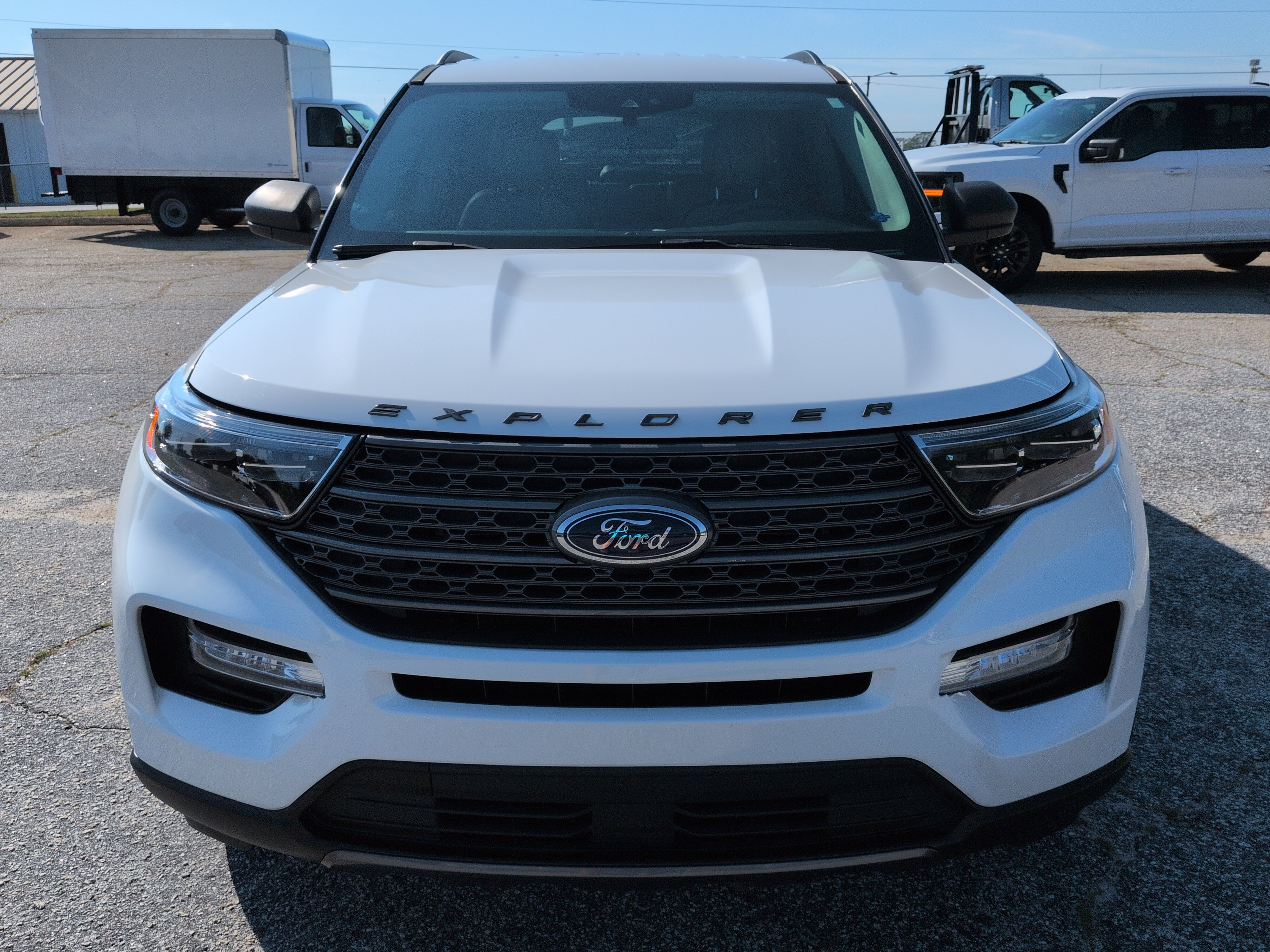 Certified 2021 Ford Explorer XLT w/ Equipment Group 202A RWD image 7
