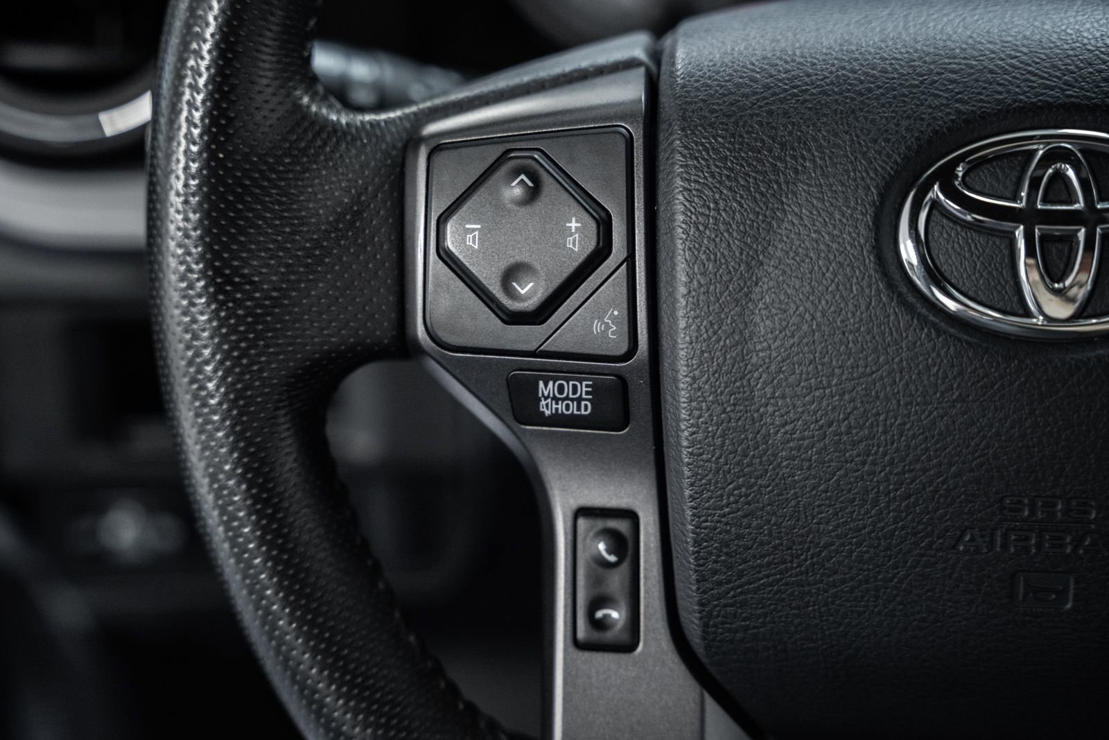 Used 2019 Toyota Tacoma TRD Sport image 36