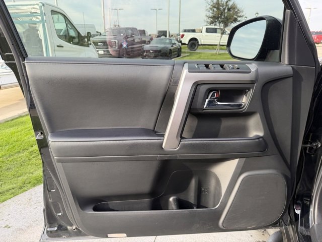 Used 2021 Toyota 4Runner SR5 image 8