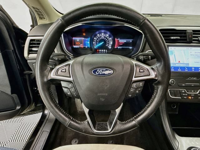 Certified 2020 Ford Fusion SE w/ Equipment Group 151A FWD image 11