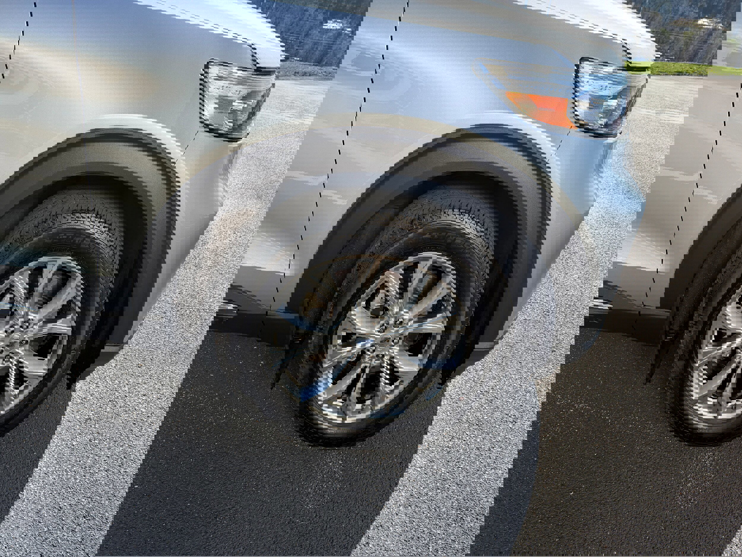 Certified 2020 Ford Explorer XLT w/ Equipment Group 202A image 12