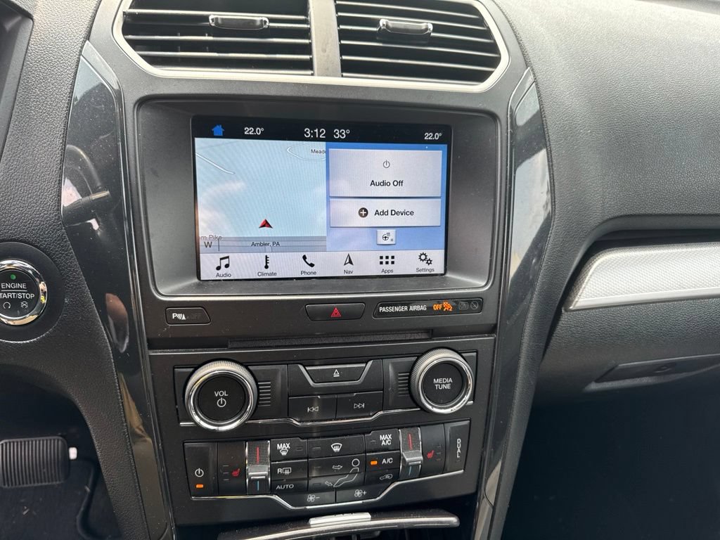 Certified 2017 Ford Explorer XLT w/ Equipment Group 202A AWD/4WD image 4