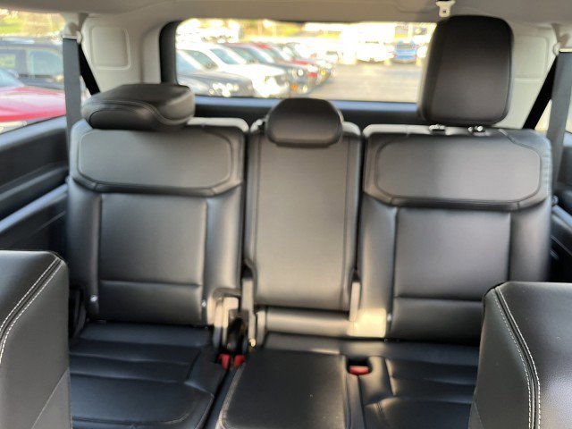 Certified 2025 Ford Expedition Max Platinum w/ Driver's Package image 12