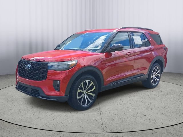 Certified 2025 Ford Explorer ST-Line AWD/4WD image 7