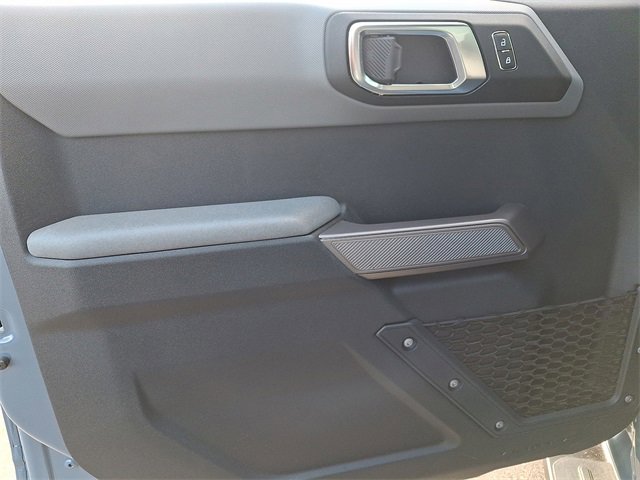 Certified 2023 Ford Bronco Black Diamond image 12