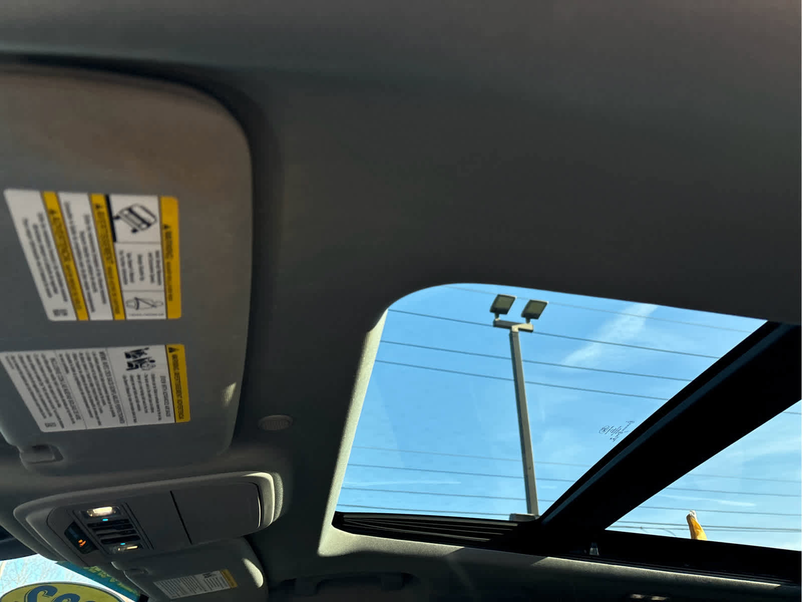 Certified 2022 Ford Explorer XLT w/ Equipment Group 202A image 15