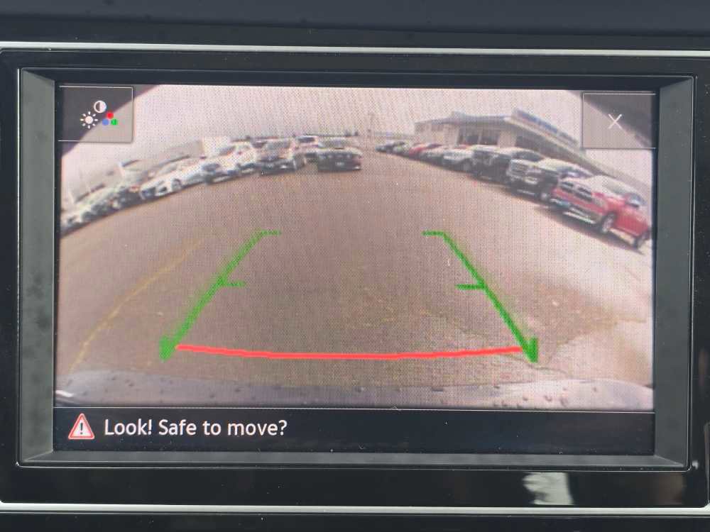 Used 2024 Volkswagen Jetta SE image 19