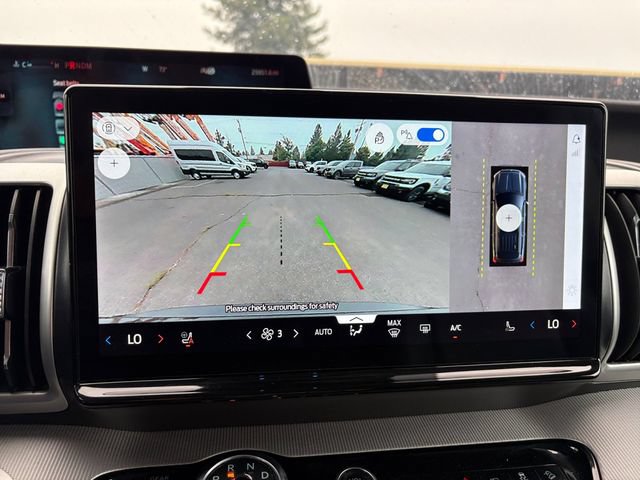 Certified 2025 Ford Expedition Active AWD/4WD image 16