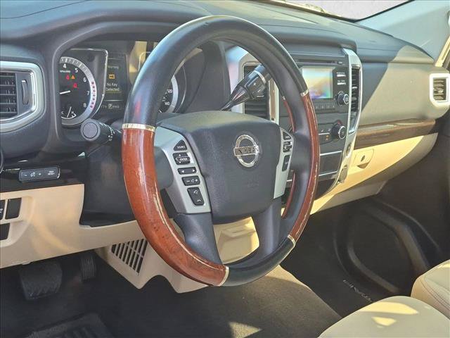 Used 2017 Nissan Titan SV RWD image 9