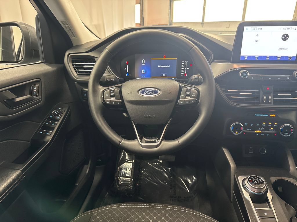 Certified 2024 Ford Escape Active AWD/4WD image 15