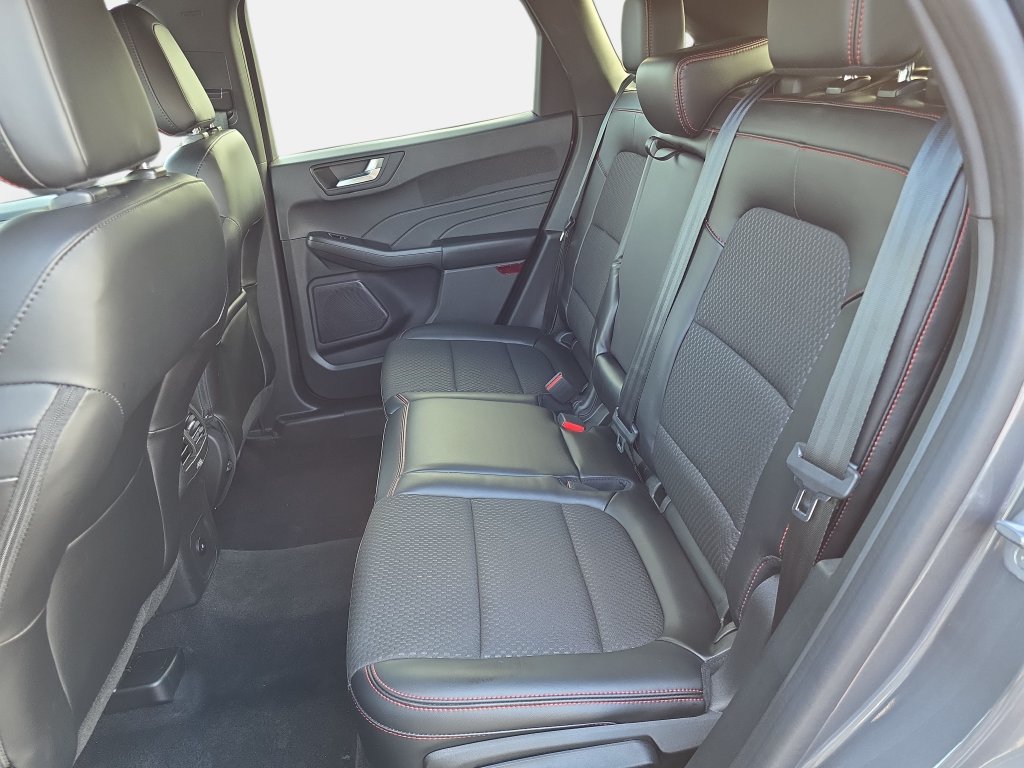 Certified 2023 Ford Escape ST-Line w/ Tech Pack #1 FWD image 11