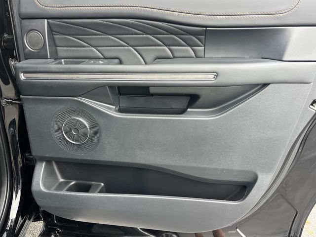 Certified 2022 Ford Expedition Max Platinum AWD/4WD image 26