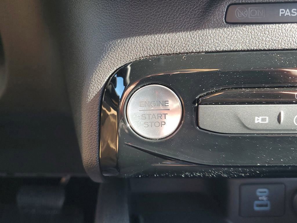 Certified 2023 Ford Escape Active w/ Tech Pack #2 image 25