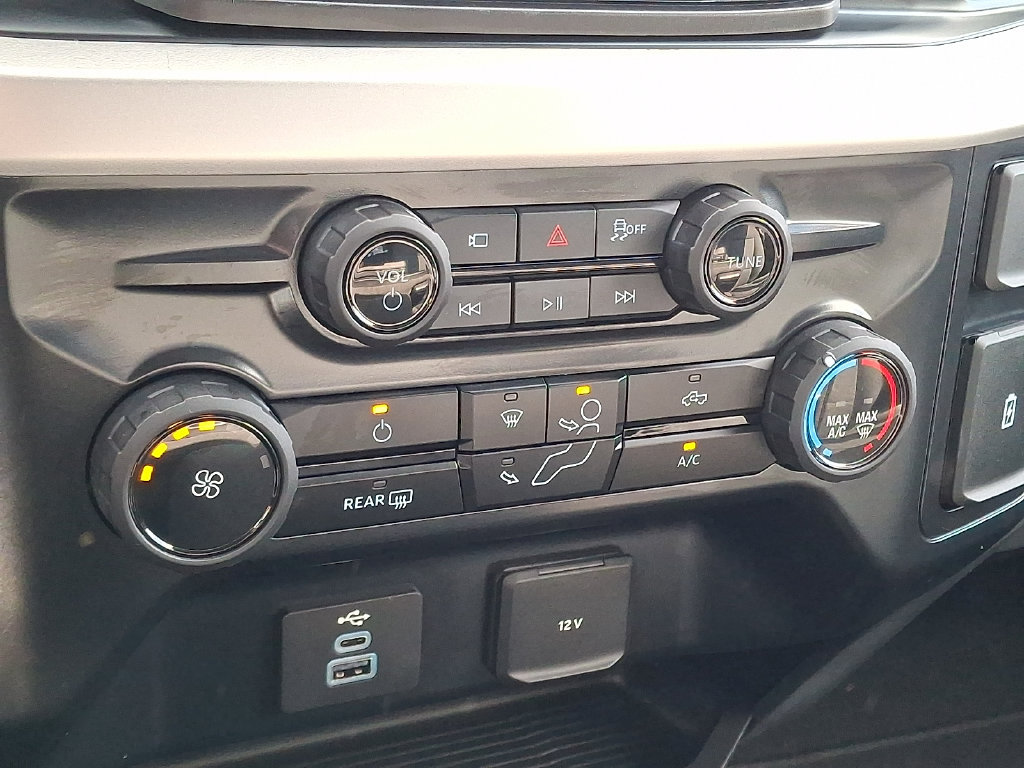 Certified 2025 Ford F250 XL w/ STX Appearance Package AWD/4WD image 17