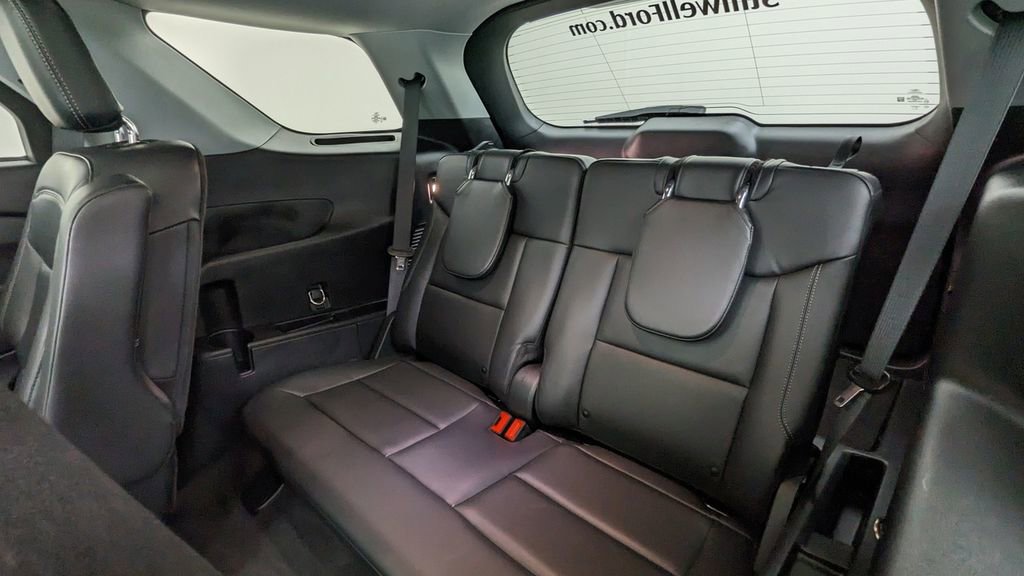 Certified 2023 Ford Explorer XLT w/ Equipment Group 202A image 38