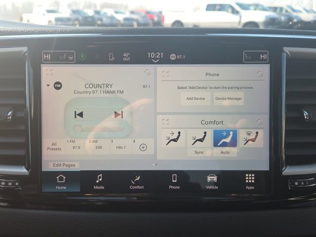 Used 2023 Chrysler Pacifica Touring-L image 30