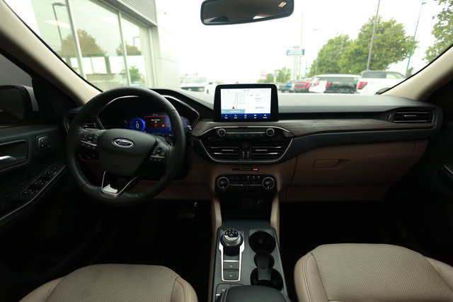 Certified 2020 Ford Escape Titanium AWD/4WD image 12