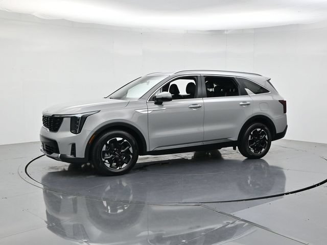 Used 2025 Kia Sorento S FWD image 6