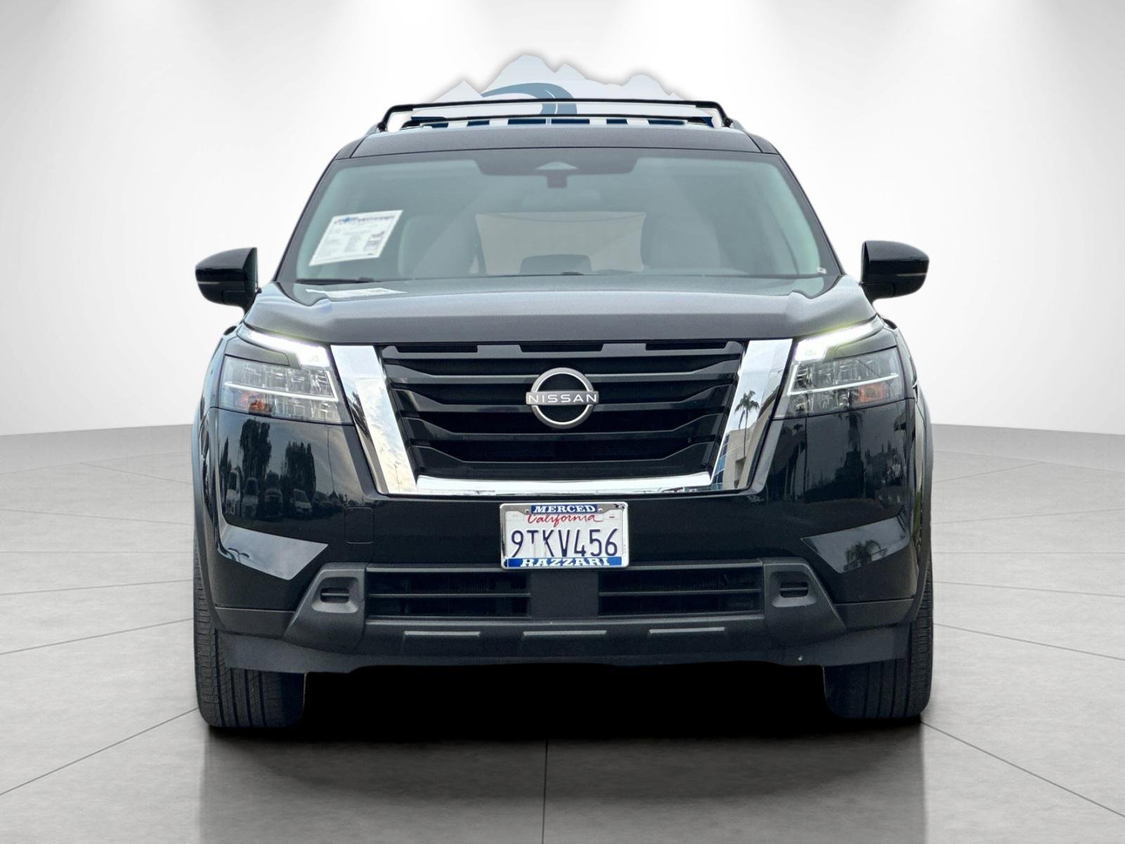 Used 2022 Nissan Pathfinder SV w/ Cargo Package image 8