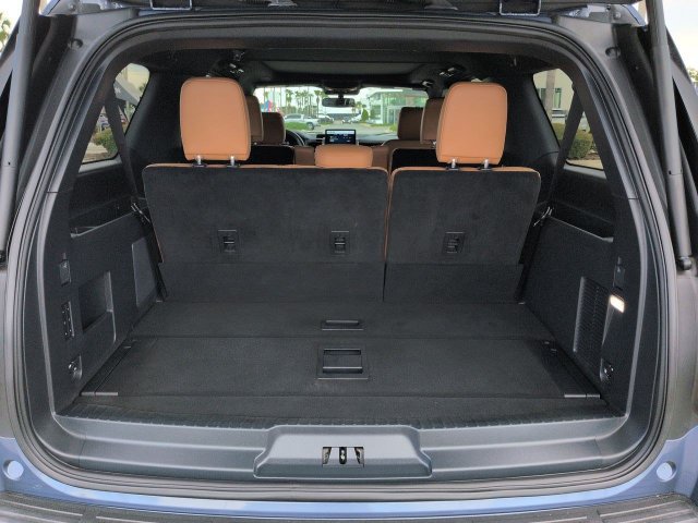 Certified 2023 Ford Expedition Max Platinum AWD/4WD image 13