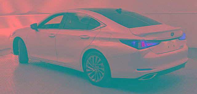 Used 2024 Lexus ES 350 Luxury w/ Accessory Package (Z1) image 4