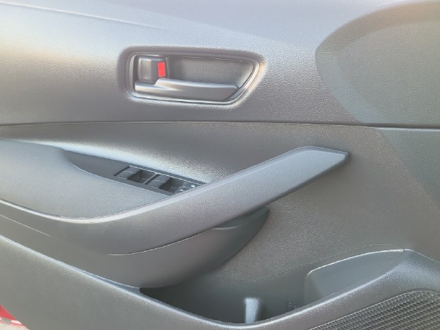Used 2026 Toyota Corolla LE FWD image 9