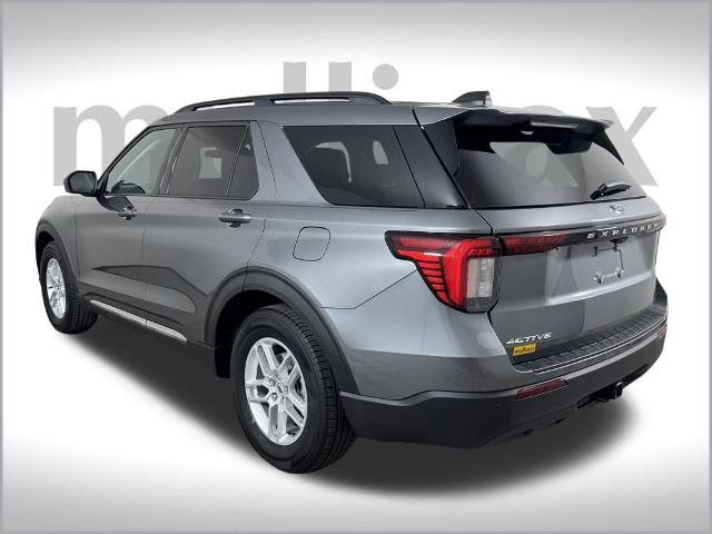 Certified 2025 Ford Explorer Active image 11