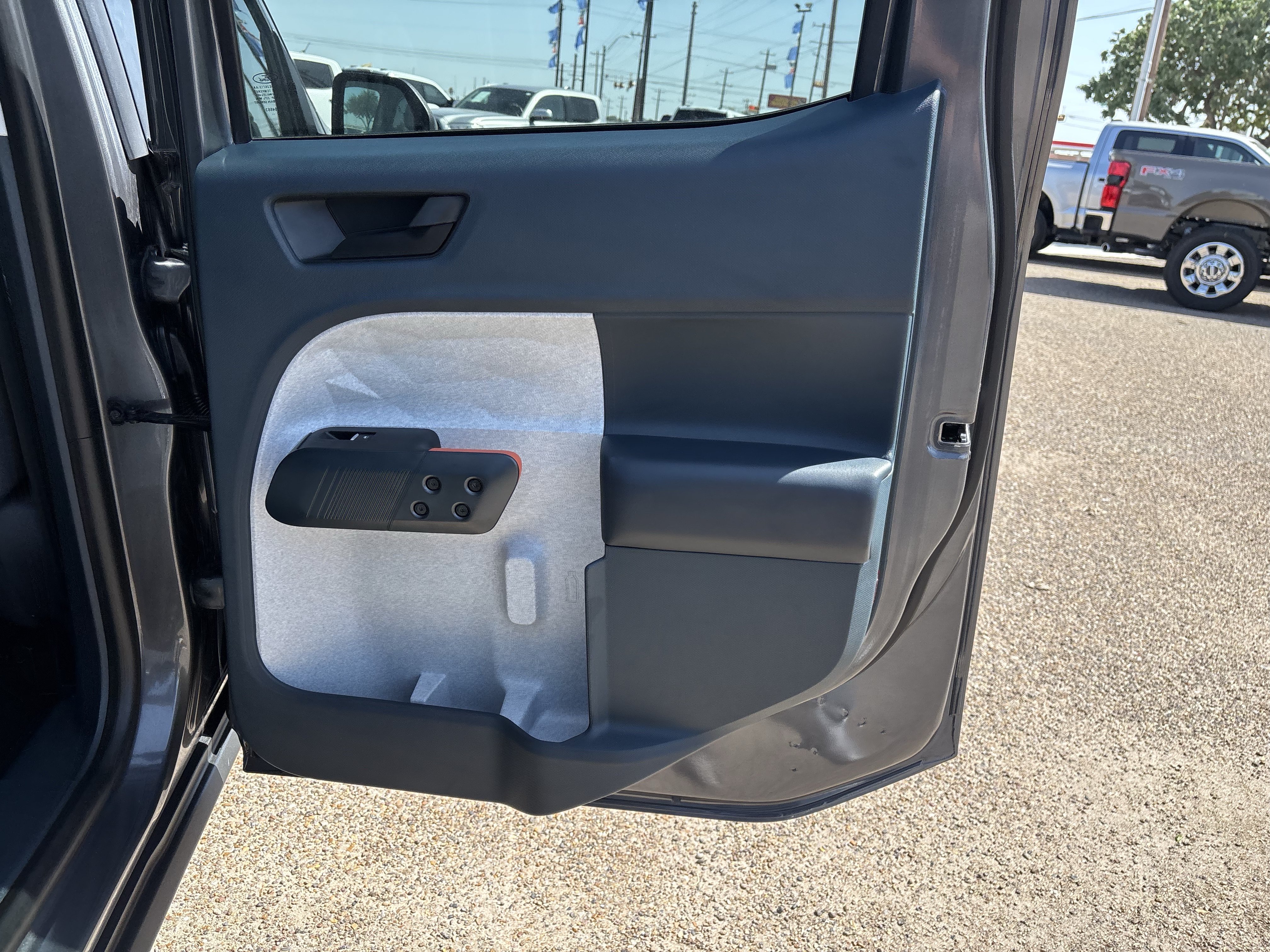 Certified 2023 Ford Maverick XLT FWD image 2