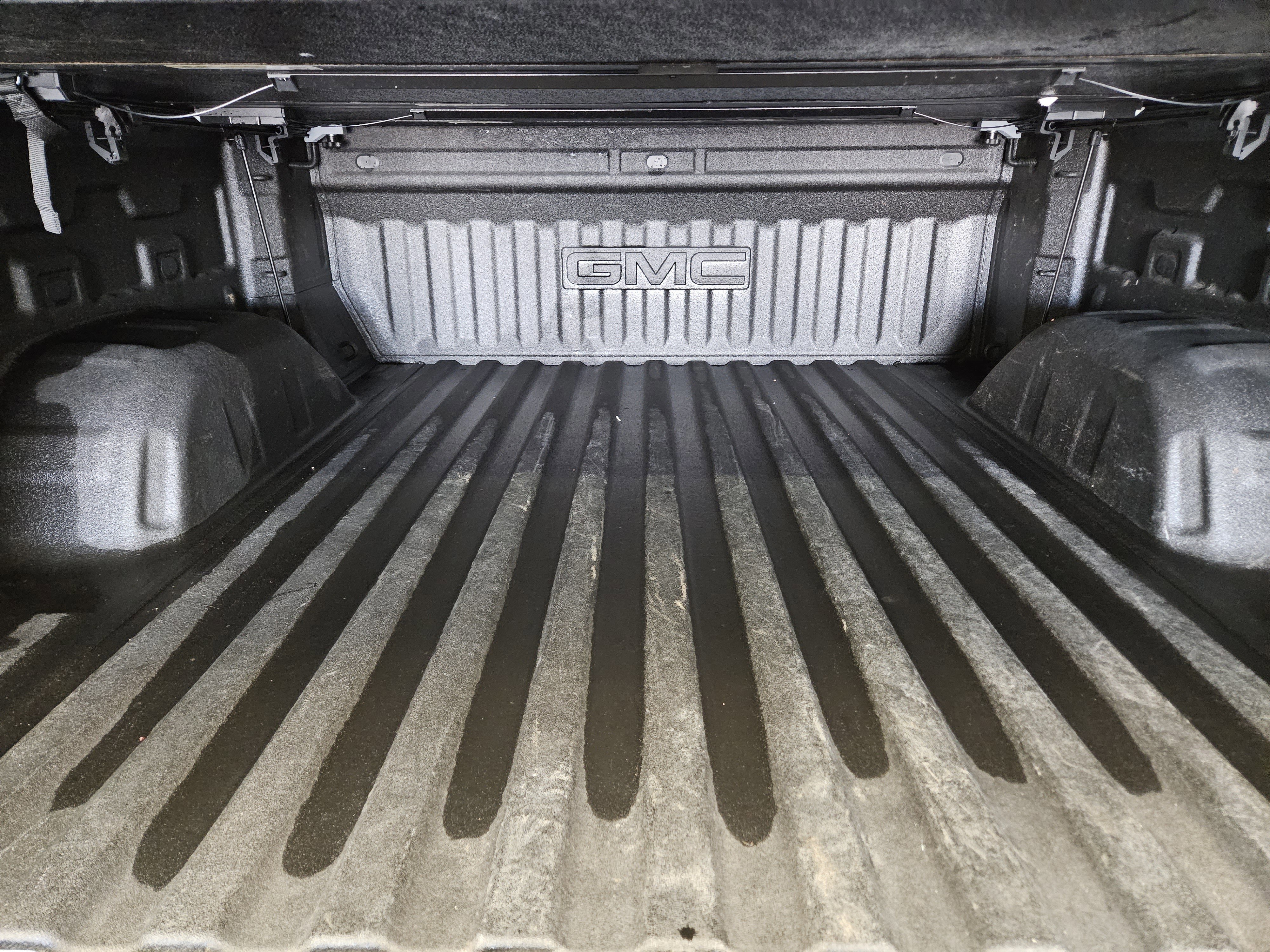 Used 2022 GMC Sierra 1500 SLT image 33