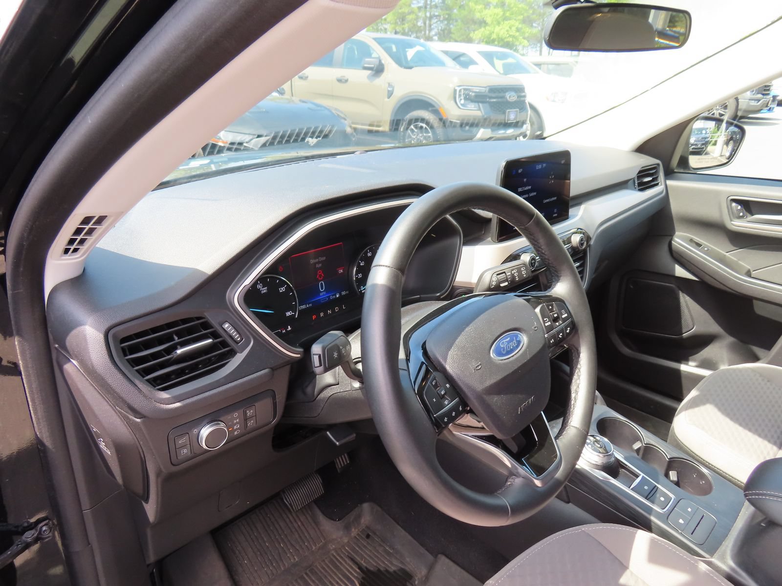 Certified 2022 Ford Escape SE w/ Convenience Package FWD image 14