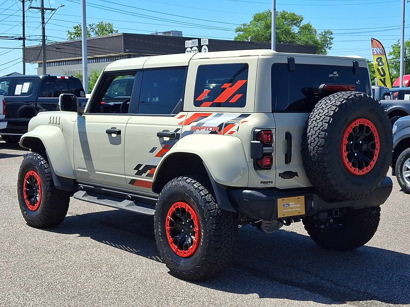 Certified 2025 Ford Bronco Raptor AWD/4WD image 7
